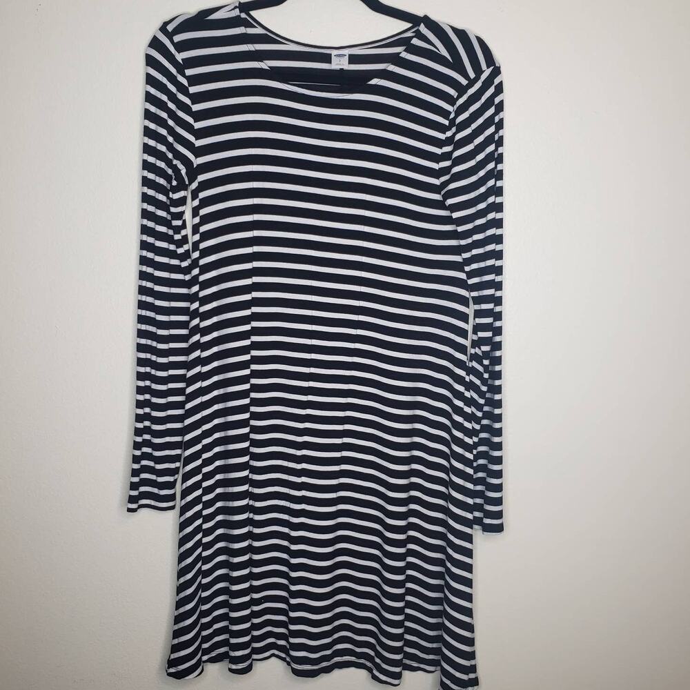 Old Navy| Black and white striped dress